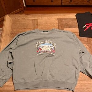 Brandy Melville Gray Crewneck Sweater